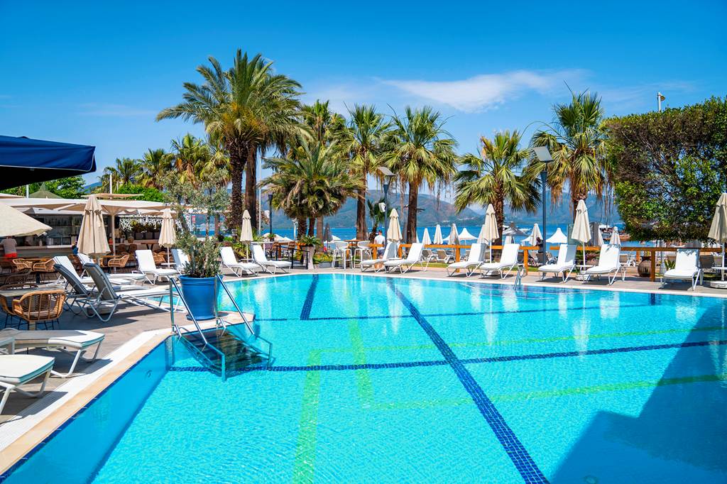 DLM_84469_Cettia_Beach_Resort_1022_06.jpg