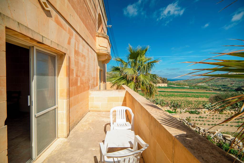 MLA_84561_Gozo_Villas_-_Rebekah_4_Bedroom_Villa_1122_08.jpg