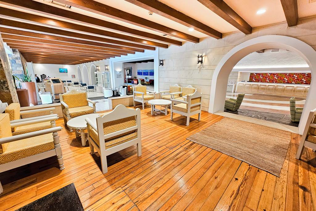 HER_86922_Apollonia_Beach_Resort_&_Spa_1223_20.jpg