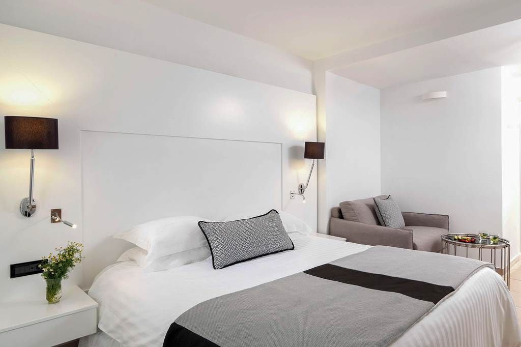 JTR_82248_Aressana_Spa_Hotel_&_Suites_0823_01.jpg