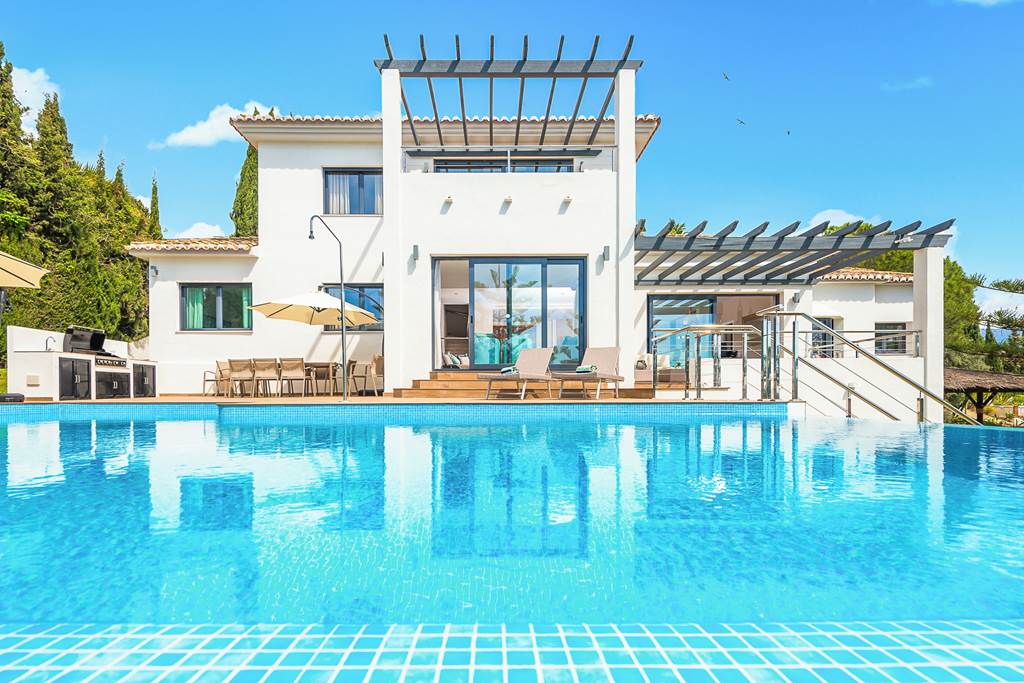 AGP_86806_Villa_Luz_de_Verano_1223_01.jpg