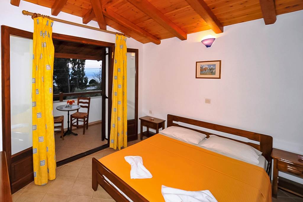 JSI_81386_Villa_Maraki_1019_07.jpg