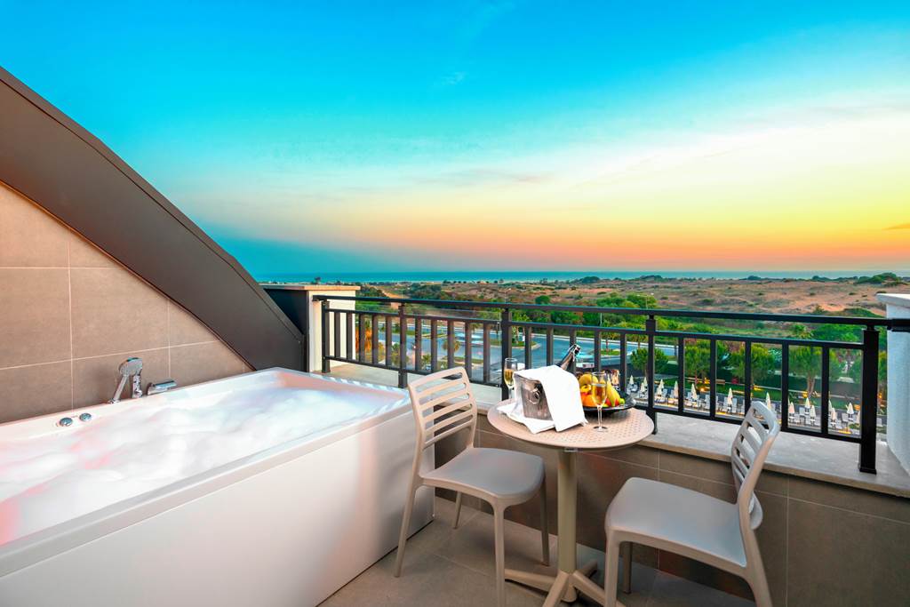 AYT_88035_Vox_Maris_Resort_0824_39.jpg