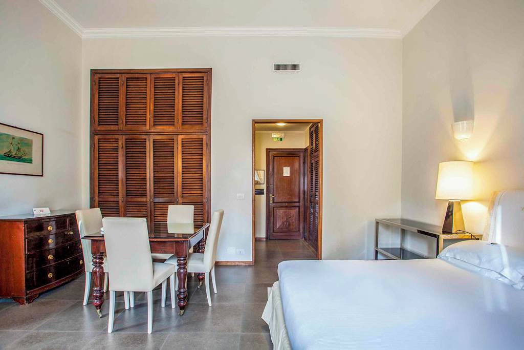 FCO_88774_Aldrovandi_Residence_City_Suites_1224_02.jpg