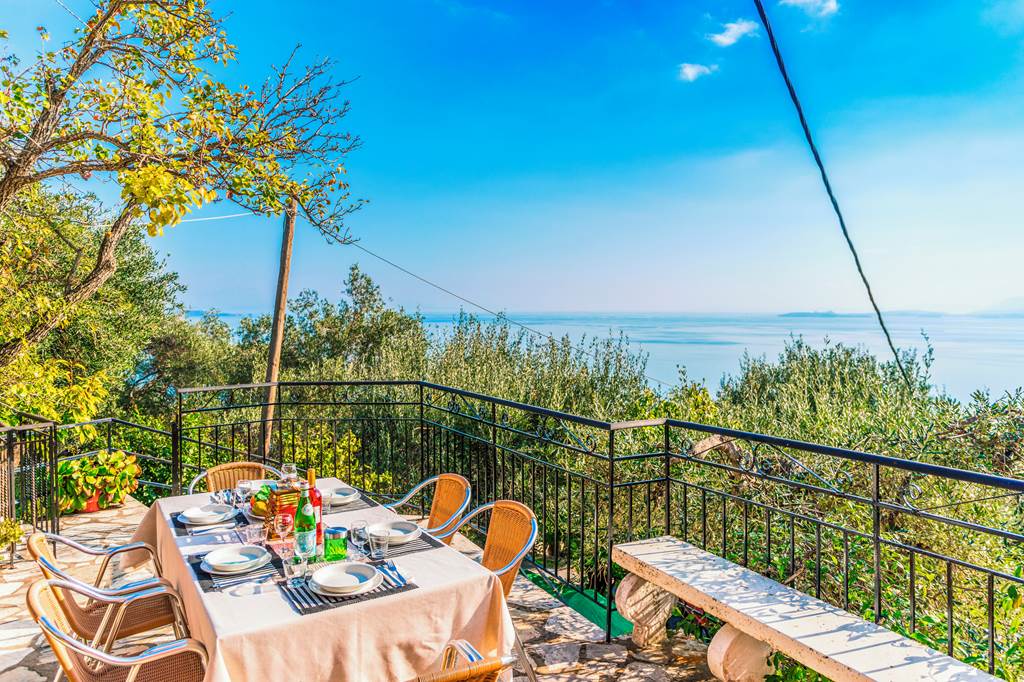 CFU_86817_Villa_Yiannakis_1223_14.jpg