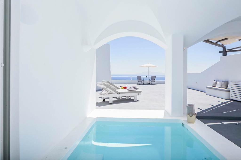 JTR_83988_Amber_Light_Villas_0922_01.jpg