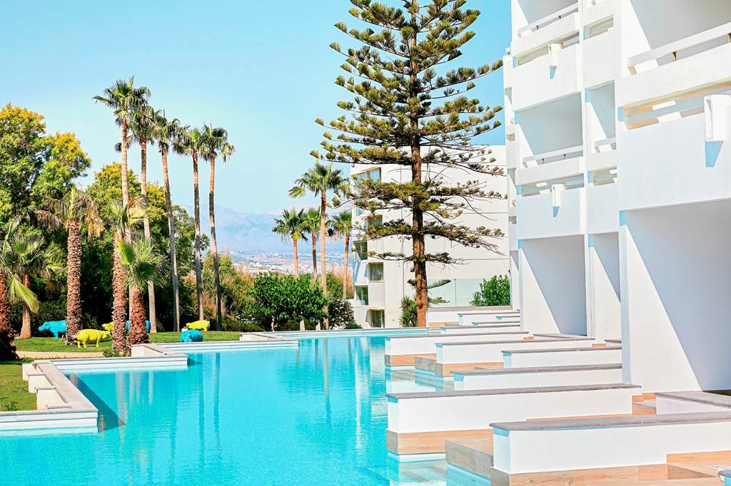 HER_81870_Grecotel_LUX_ME_White_Palace_0223_06.jpg