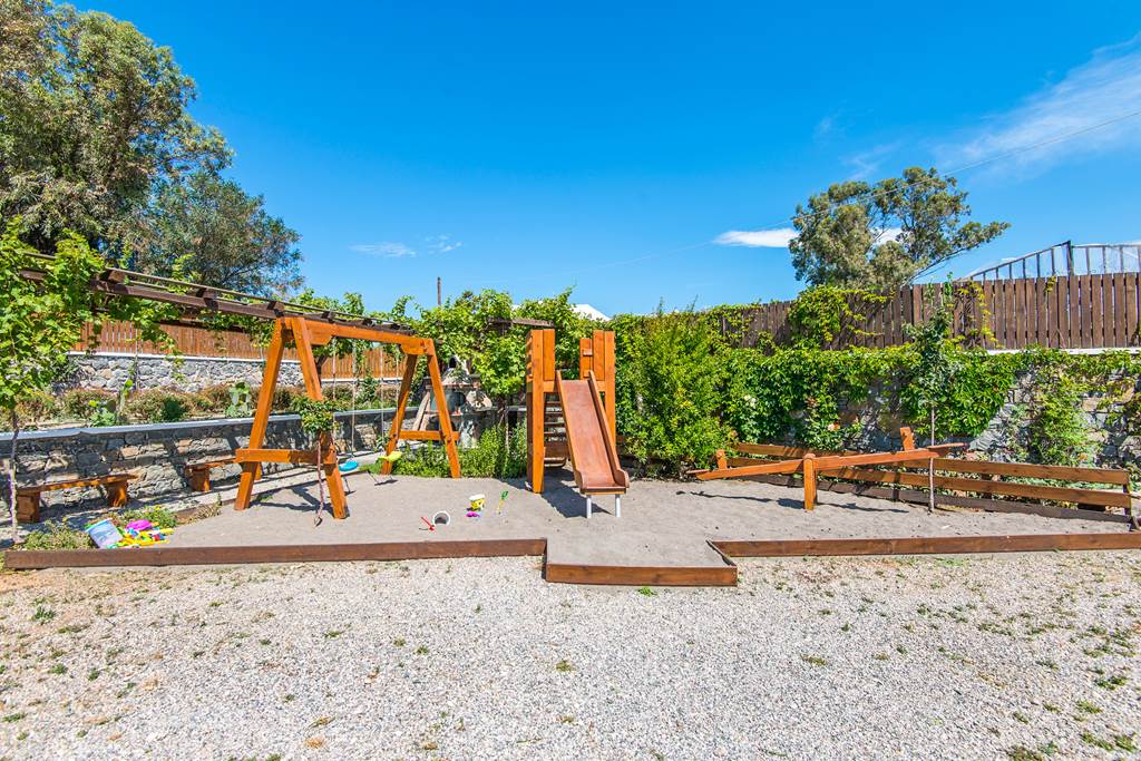 RHO_83859_Villa_Kiotari_Ariti_0522_01.jpg
