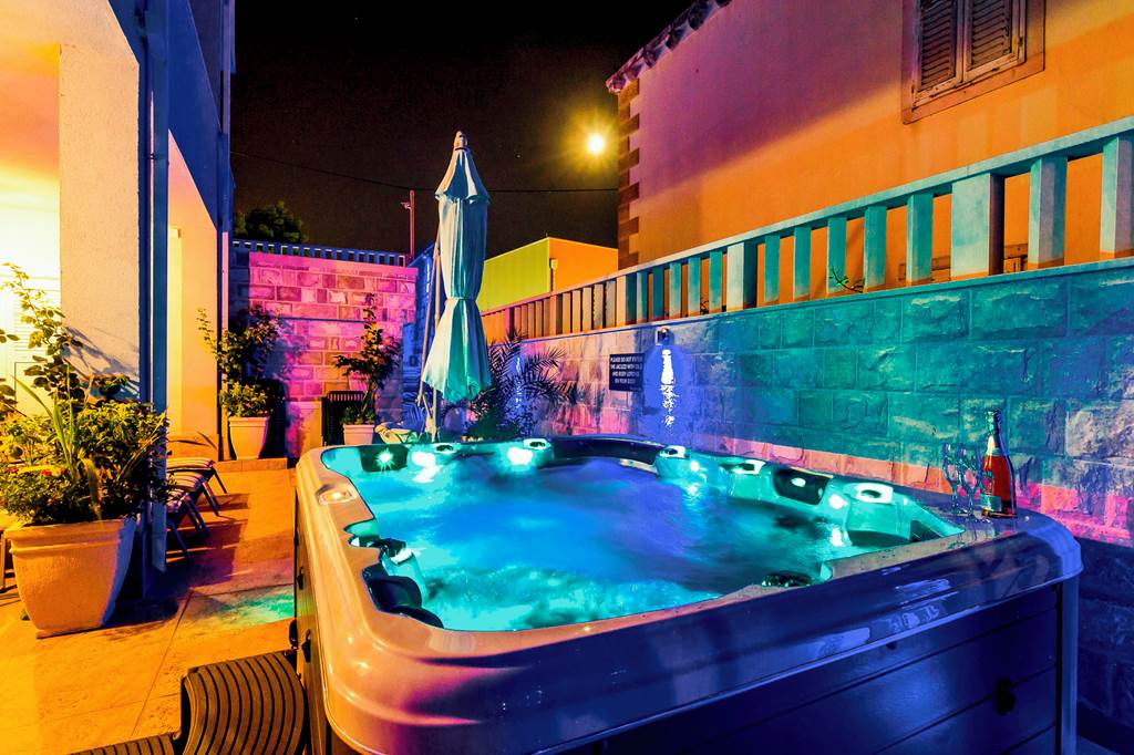 DBV_87511_Apartments_Villa_Aura_0324_13.jpg