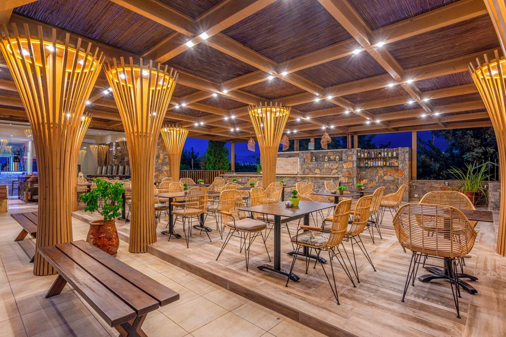 HER_78724_Dias_Hotel_&_Apartments_0723_03.jpg