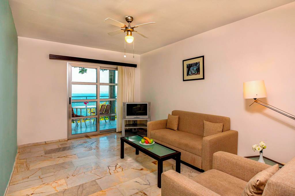DLM_85383_Loryma_Resort_0523_02.jpg