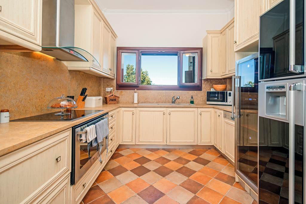 CFU_87486_Villa_Claire_Kassiopi_0324_08.jpg