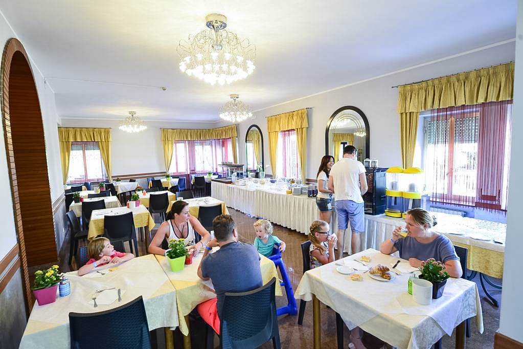 VRN_77441_Hotel_Bella_Peschiera_1217_09.jpg
