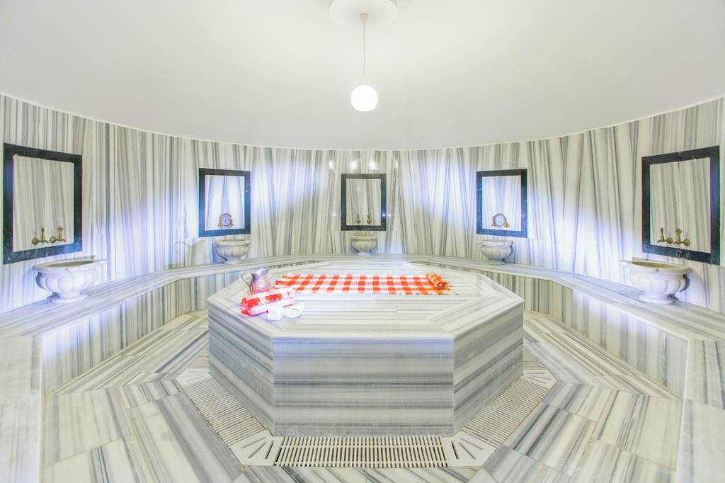 ADB_78415_Fantasia_Hotel_Deluxe_Kusadasi_1019_08.jpg