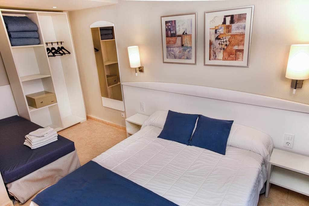 REU_77476_Aparthotel_SunClub_Salouu_0623_09.jpg