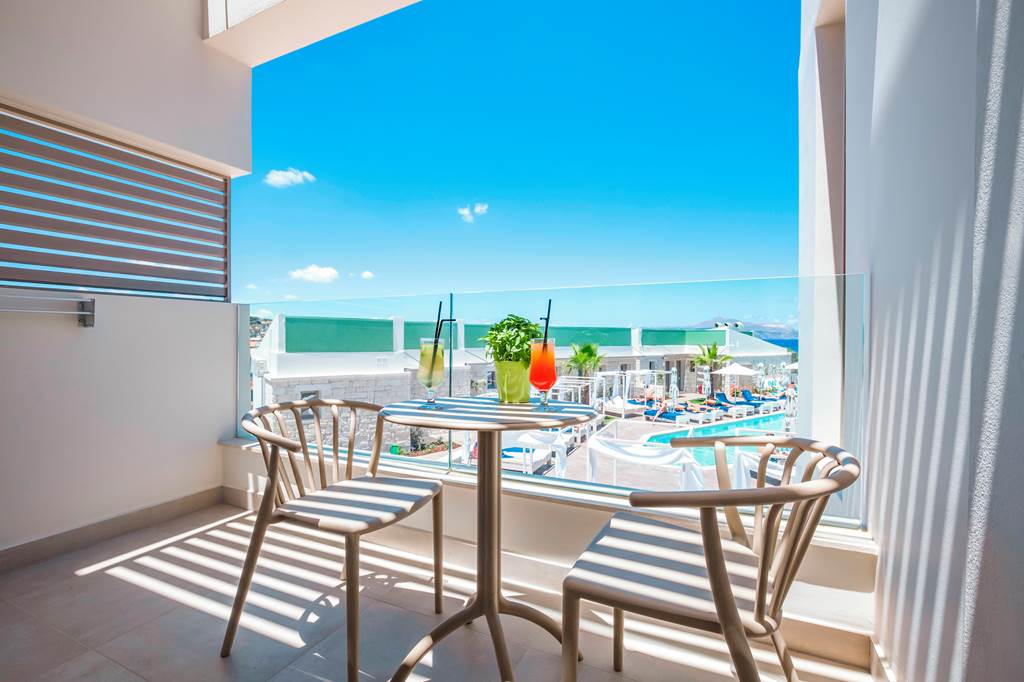 CHQ_81101_Aloe_Boutique_Hotel_&_Suites_0919_04.jpg