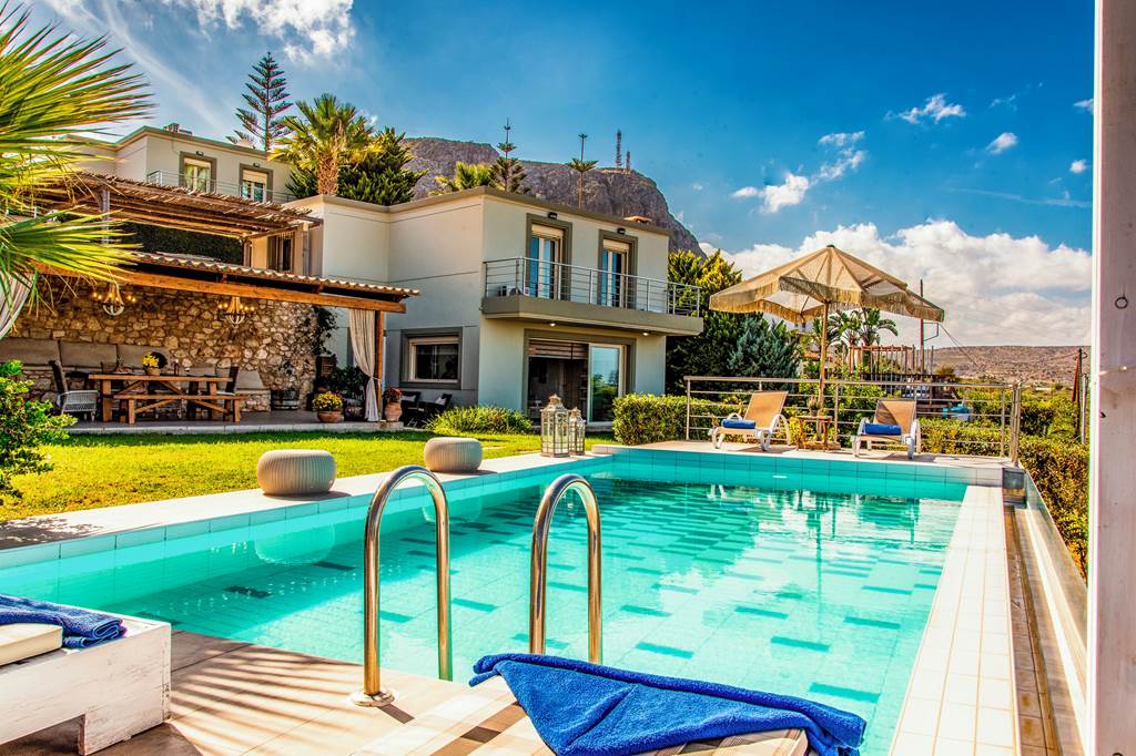 HER_86727_Villa_Filoxenia_1223_04.jpg