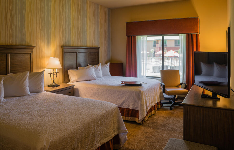 Hampton-Inn-and-Suites-Springdale-Zion-National-Park-3.jpg