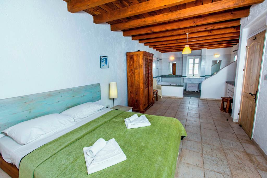 PFO_88885_Z&X_Holiday_Villas_-_Villa_Carmel_0125_06.jpg