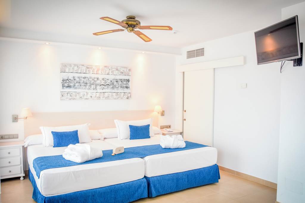 LEI_74434_Playacapricho_Hotel_0719_01.jpg