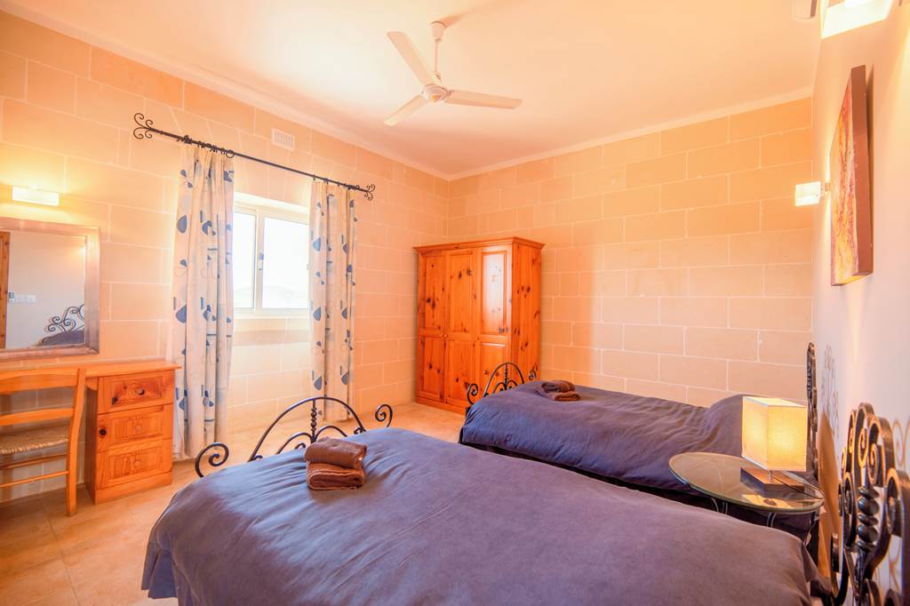 MLA_84561_Gozo_Villas_-_Rebekah_4_Bedroom_Villa_1122_15.jpg