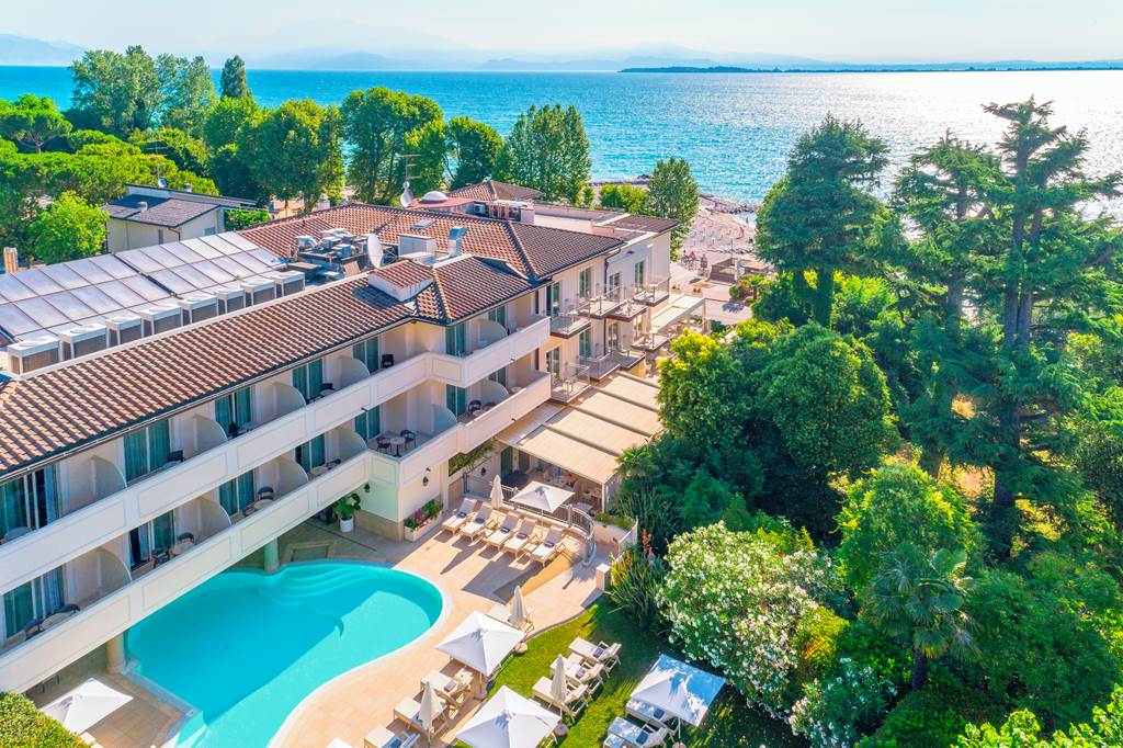 VRN_74885_Hotel_Villa_Rosa_1121_12.jpg