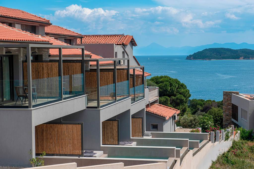 JSI_81834_Poseidon_Villas_0724_02.jpg