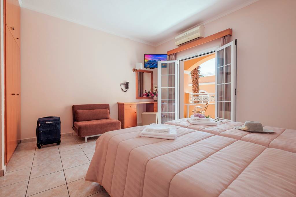 CFU_82444_Lagoon_Hotel_and_Apartments_0623_08.jpg