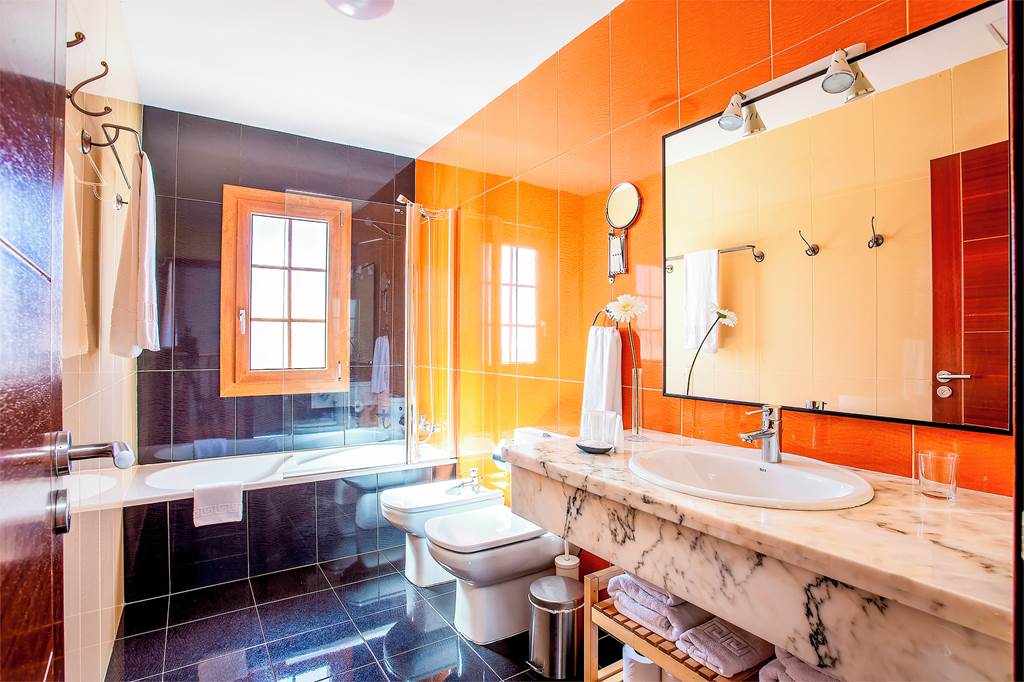 ACE_75756_Las_Caletas_Village_-_Three_Bedroom_Villa_0419_02.jpg