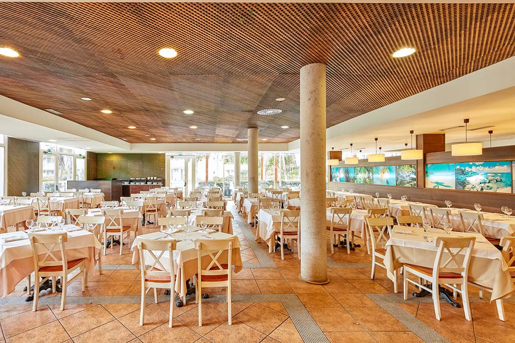 REU_68988_Hotel_Caribe_0418_10.jpg