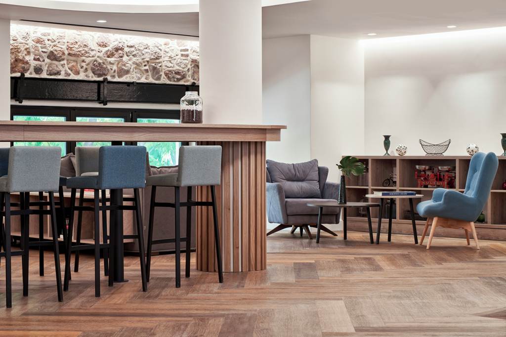 ATH_89110_NLH_Monastiraki_0125_47.jpg