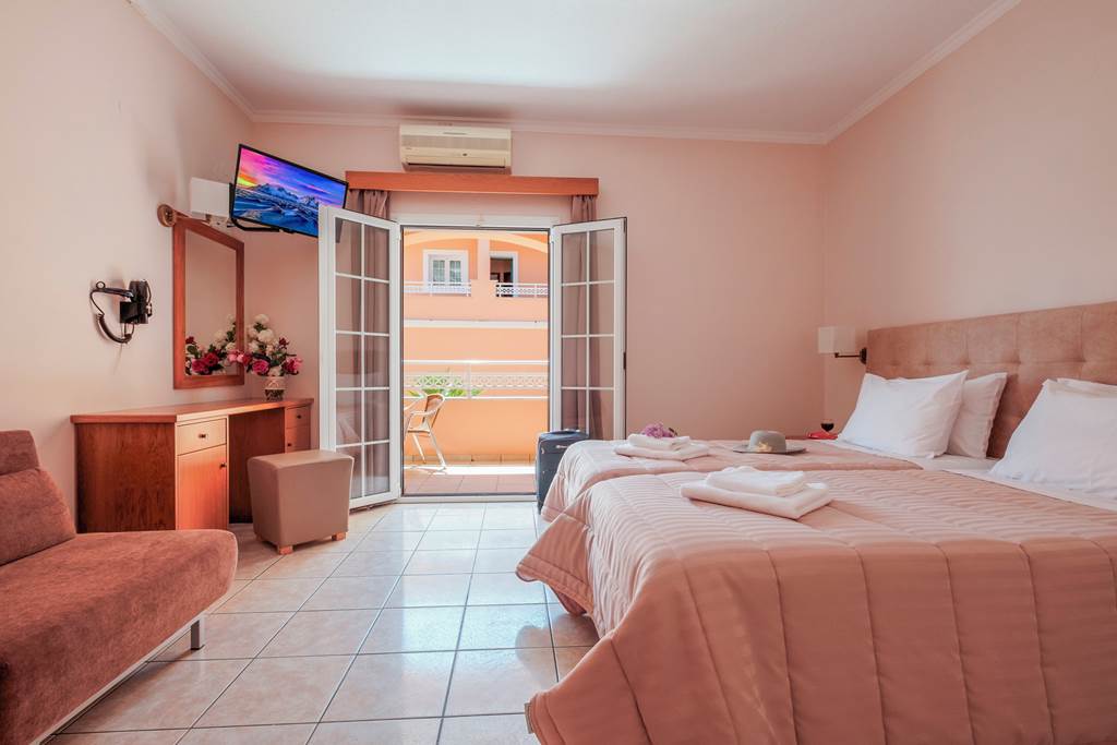 CFU_82444_Lagoon_Hotel_and_Apartments_0623_07.jpg
