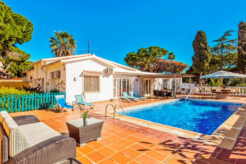 AGP_85162_Villa_Flores_Calahonda_0223_05.jpg