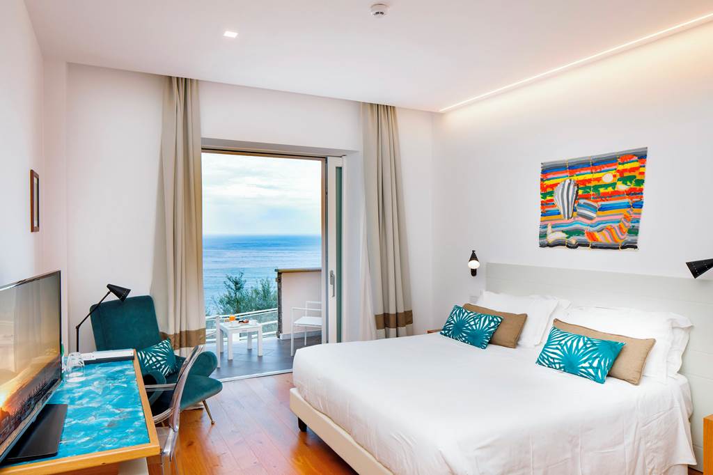 NAP_74116_Villa_Fiorella_Art_Hotel_1221_10.jpg