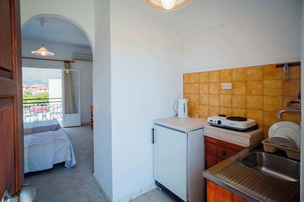 ZTH_83326_Litsa_Studios_&_Apartments_0822_04.jpg