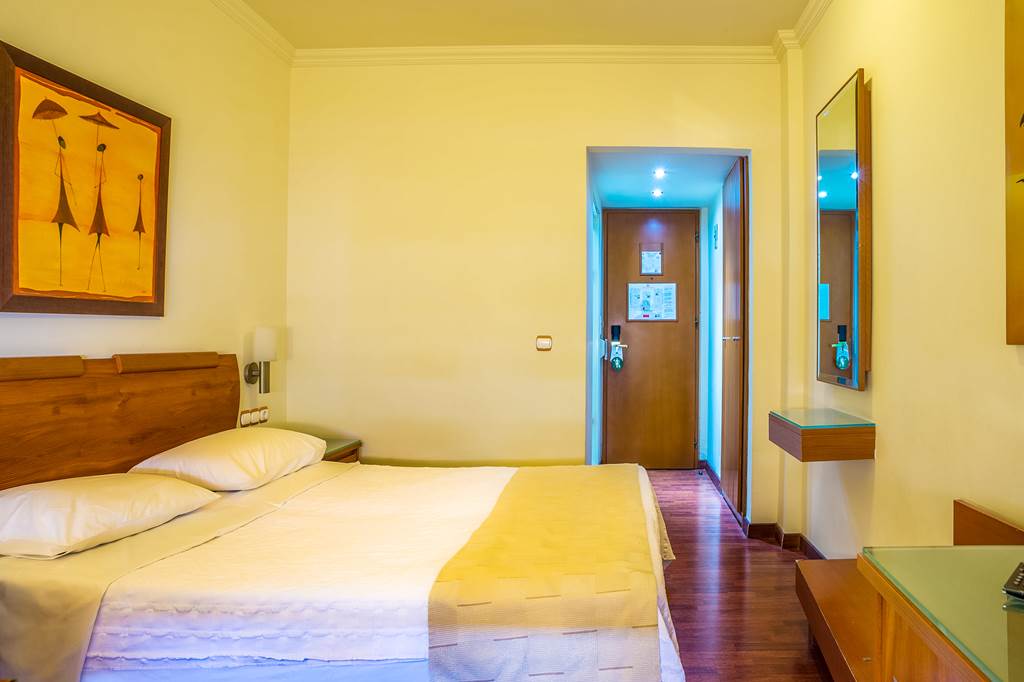 SKG_78669_Capsis_Hotel_0618_04.jpg