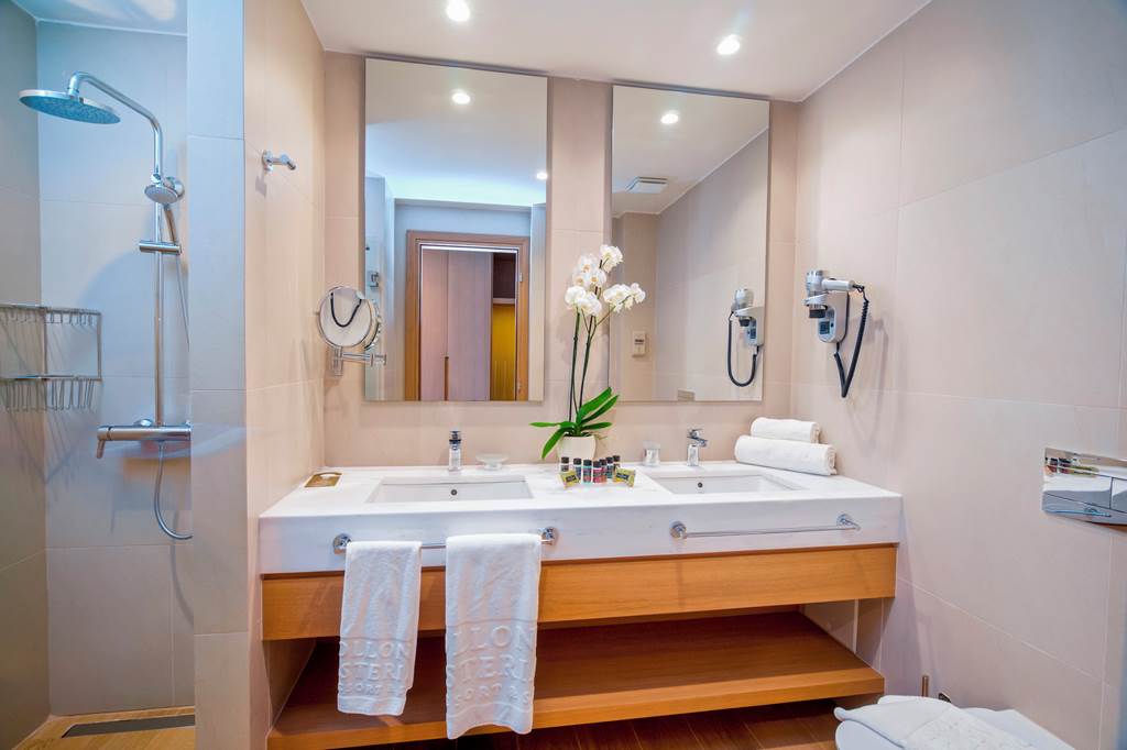 EFL_82425_Apollonian_Asterias_Resort_&_Spa_0720_38.jpg
