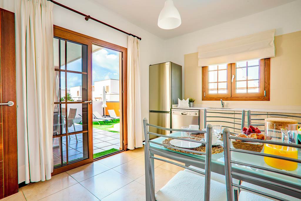 ACE_75756_Las_Caletas_Village_-_Three_Bedroom_Villa_0419_14.jpg