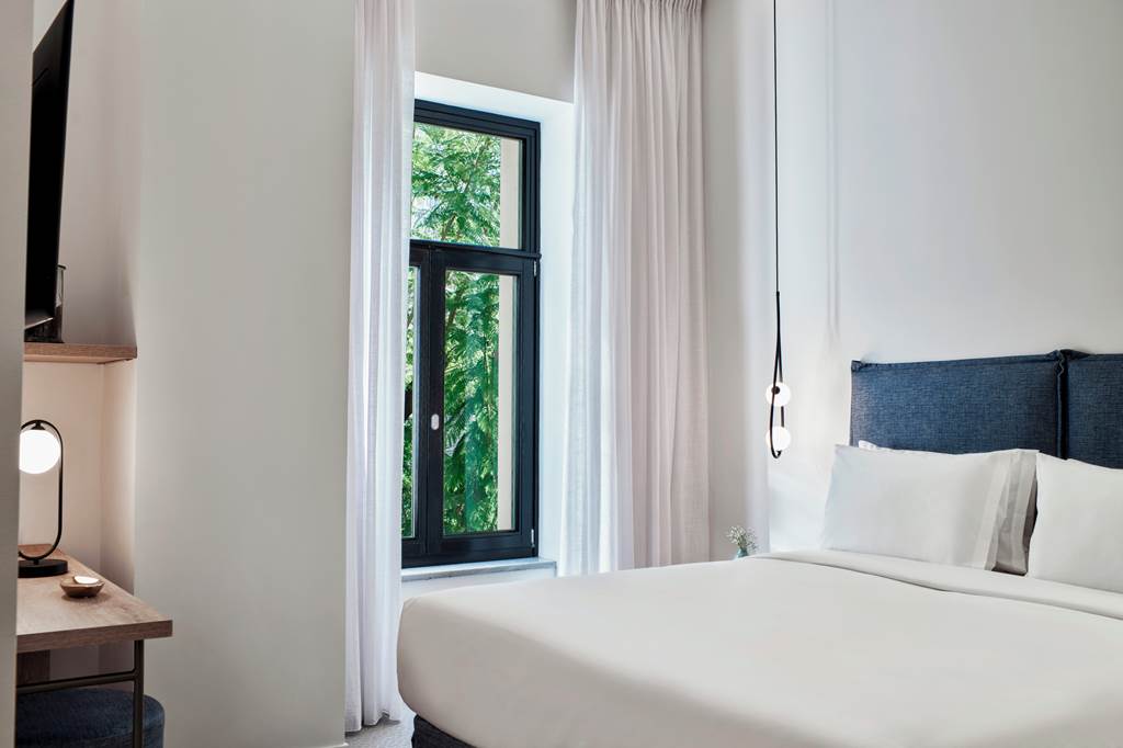 ATH_89110_NLH_Monastiraki_0125_13.jpg
