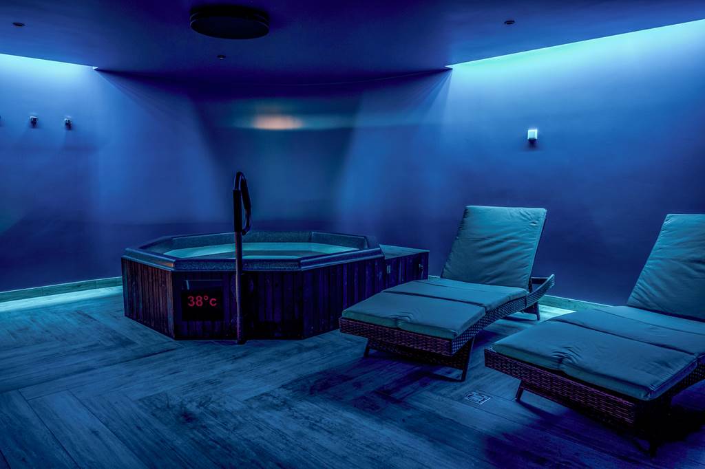 KEF_88598_Hotel_South_Coast_1224_11.jpg
