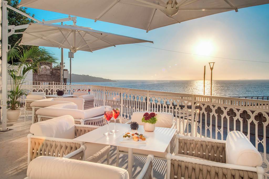 NAP_73272_Hotel_Mediterraneo_Sorrento_1021_08.jpg