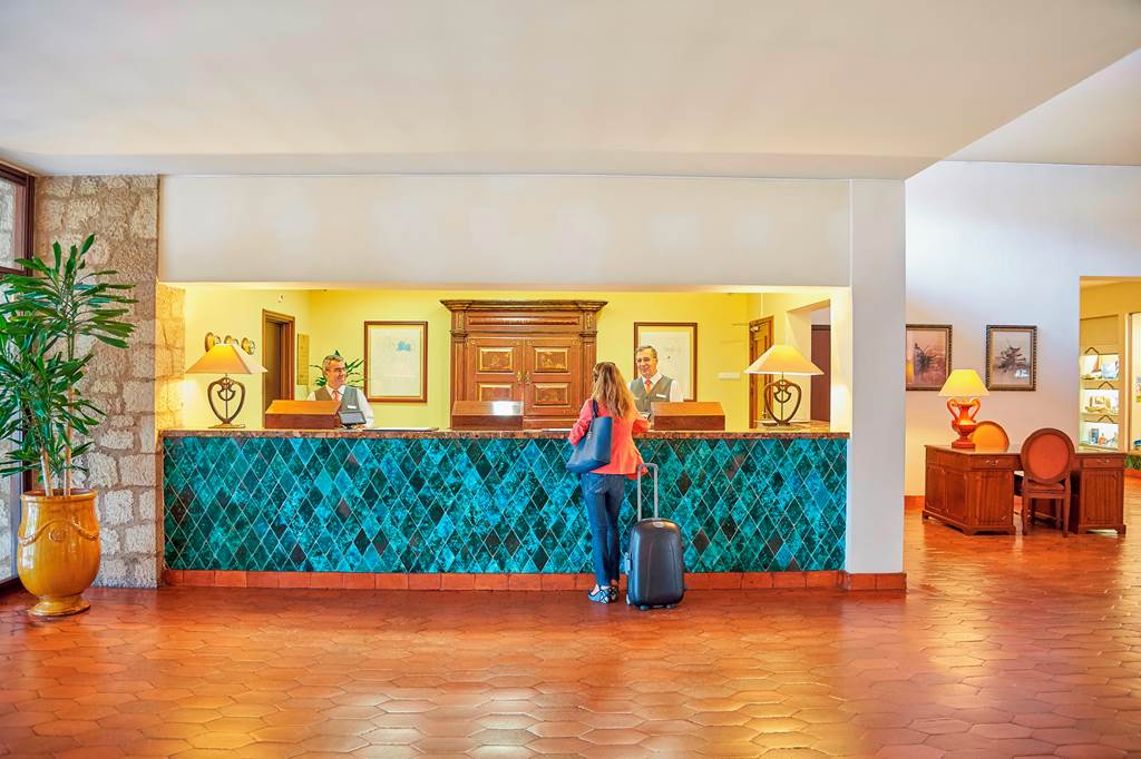 FAO_80853_Penina_Hotel_&_Golf_Resort_0719_28.jpg