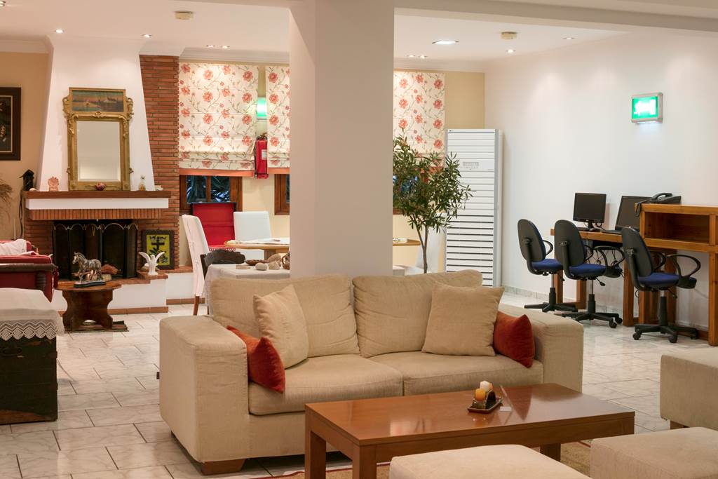 JSI_82704_Magic_Hotel_1220_19.jpg