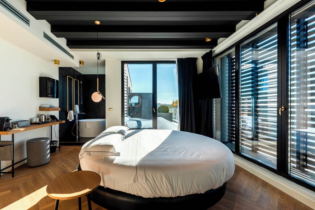 VRN_88724_MaisonMe_Hotel_0624_32.jpg