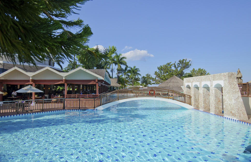 Beaches-Negril-13.jpg