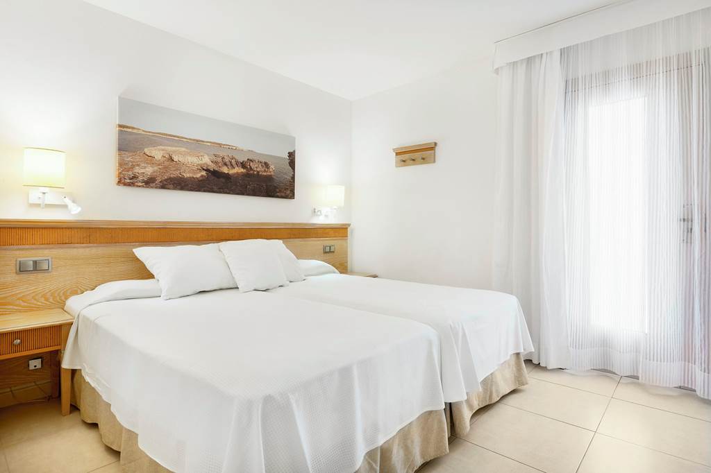 PMI_69560_Iberostar_Club_Cala_Barca_1222_01.jpg
