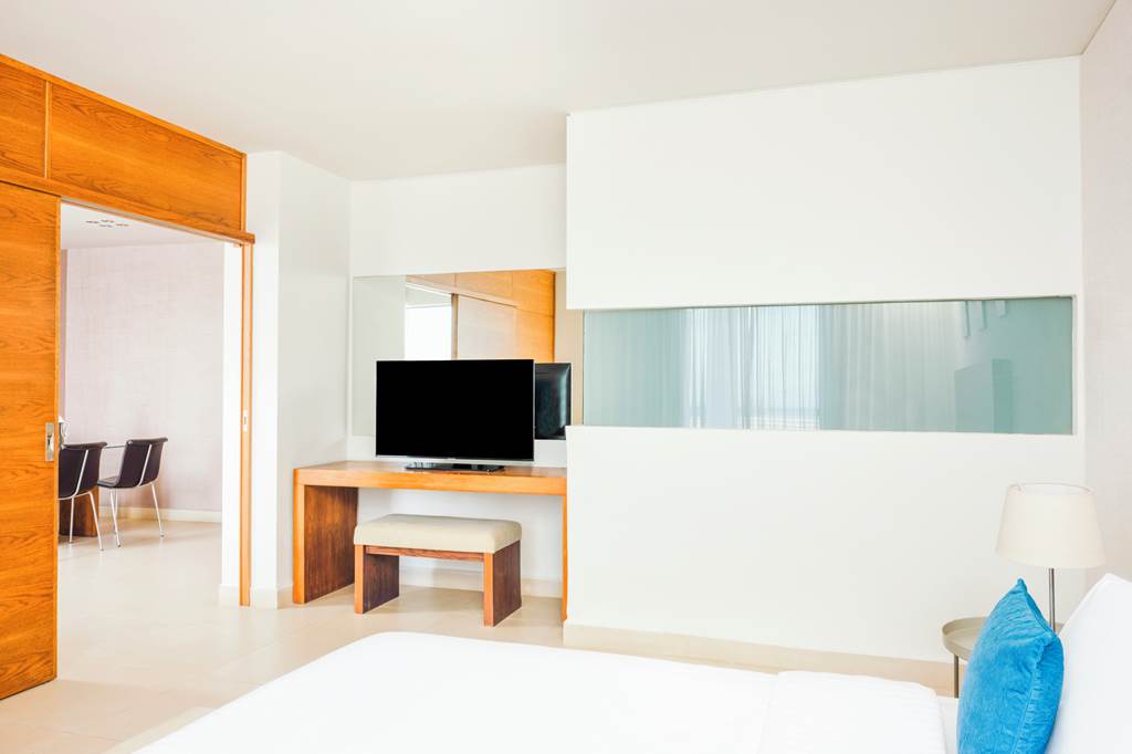 ZTH_85977_Atlantica_Eleon_Grand_Resort_0624_34.jpg