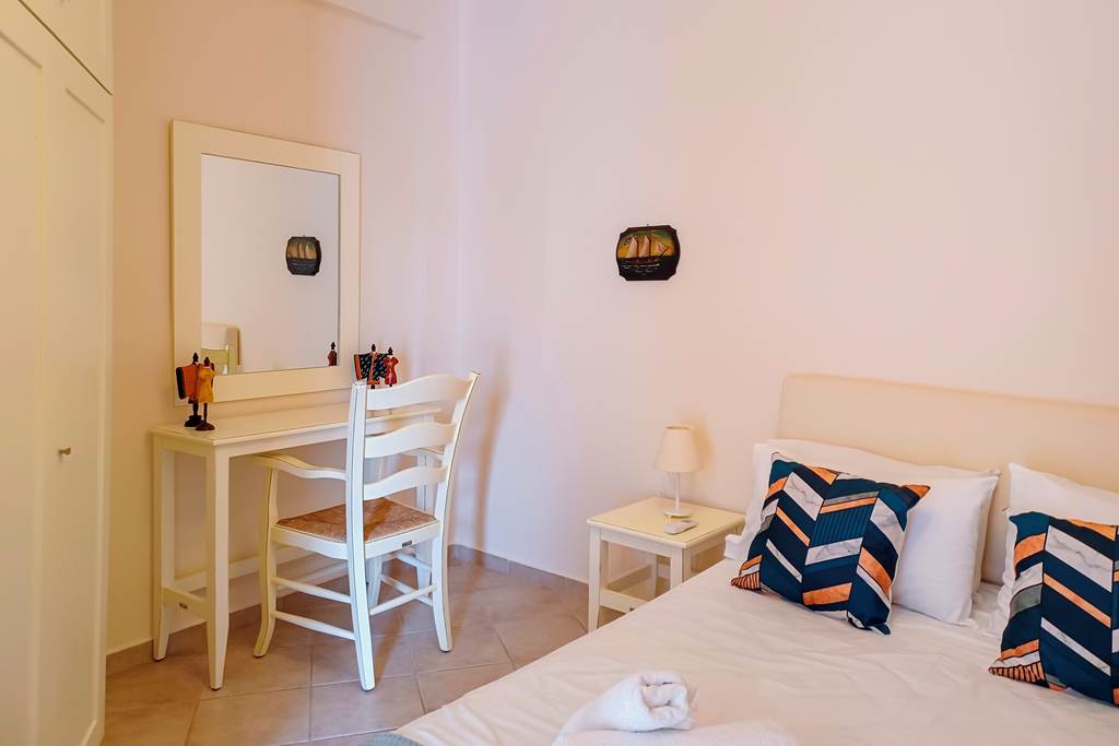 JSI_84276_Pera_Skopelos_0922_08.jpg