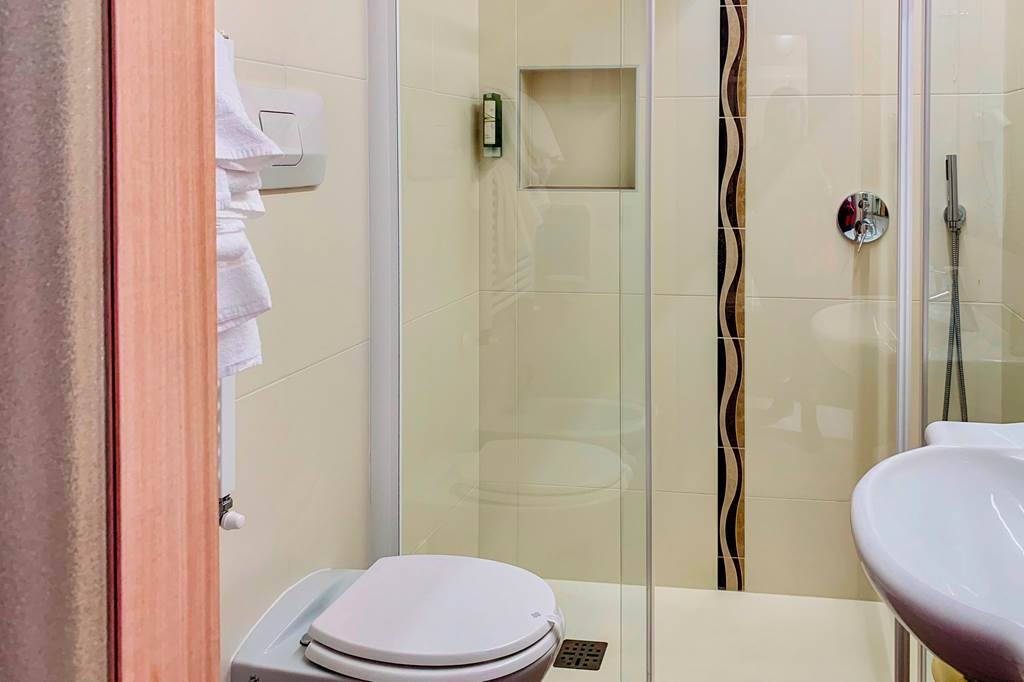 VRN_88815_Hotel_Kriss_0225_02.jpg