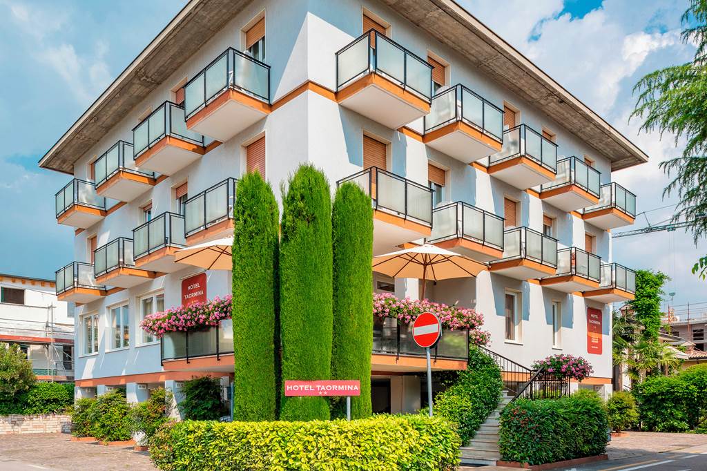 VRN_84403_Hotel_Taormina_0123_01.jpg